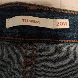 Women's Size 20W Levi's 711 Skinny Jean NWT